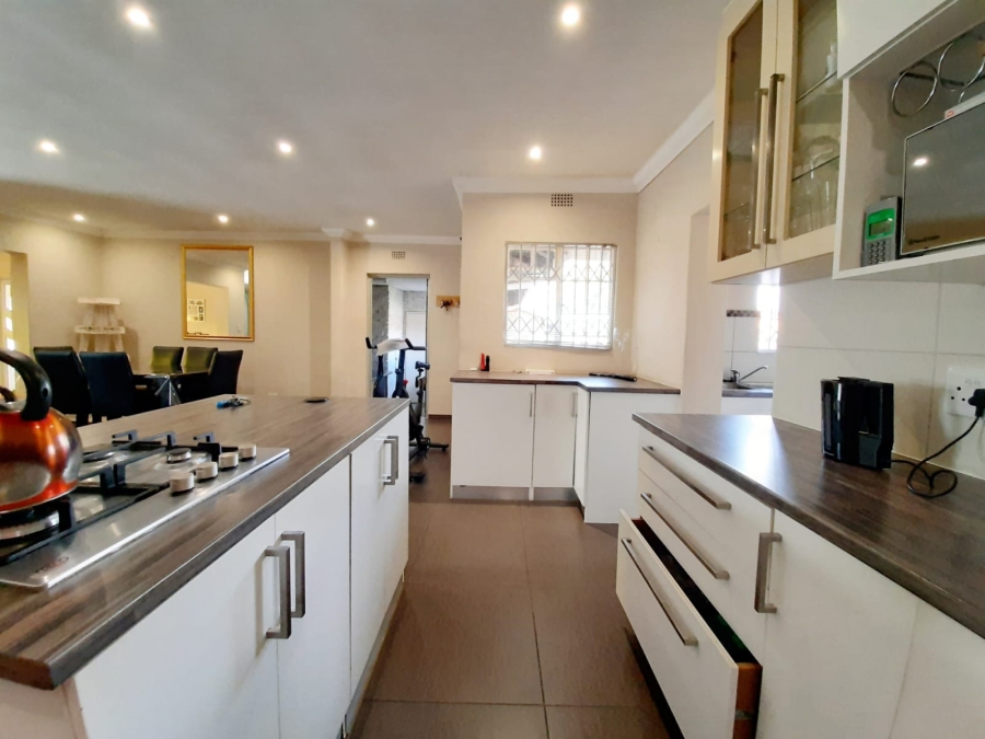 To Let 5 Bedroom Property for Rent in Vaalpark Free State